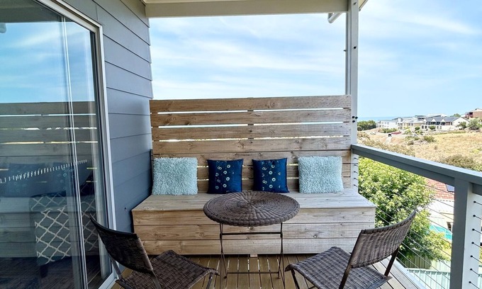 Encounter Bay House | SEASIDE SERENITY. When you want a tranquil, relaxing getaway