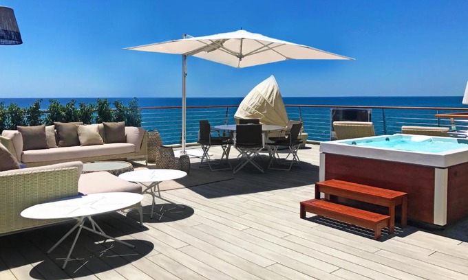 Cabo de las Huertas Villa | Seaside Villa