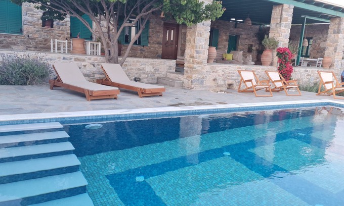 Paros Villa | Seaside Villa Glyfa