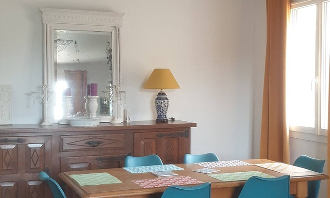 Salin-de-Giraud Apartment | Seasonal rental apartment between pool and sea.