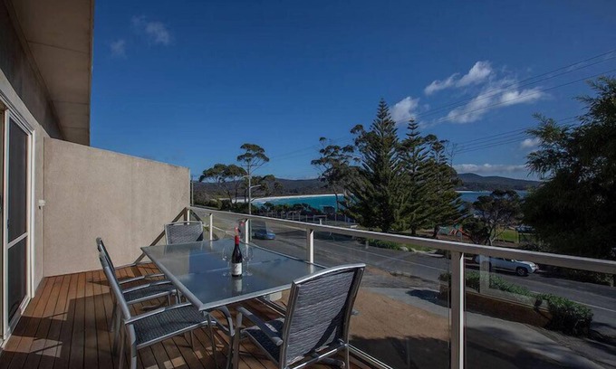 Binalong Bay Apartment | Seaview Apartment Bay of Fires