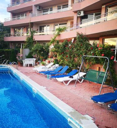 Kavarna Apartment | Seaview apartment complex Karia