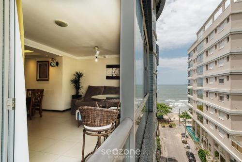 Itapema Apartment | Seaview apt w/BBQ 50m from beach – ATT0602