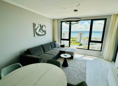 Varna Apartment | Seaview Smart Home
