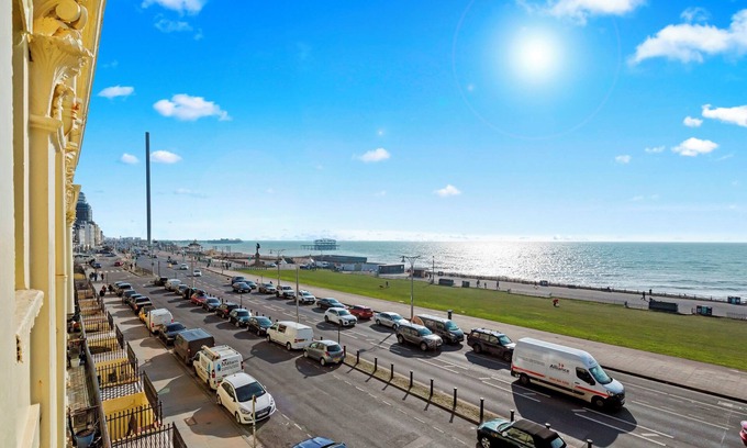 Hove Apartment | Seaview Suite | By My Getaways
