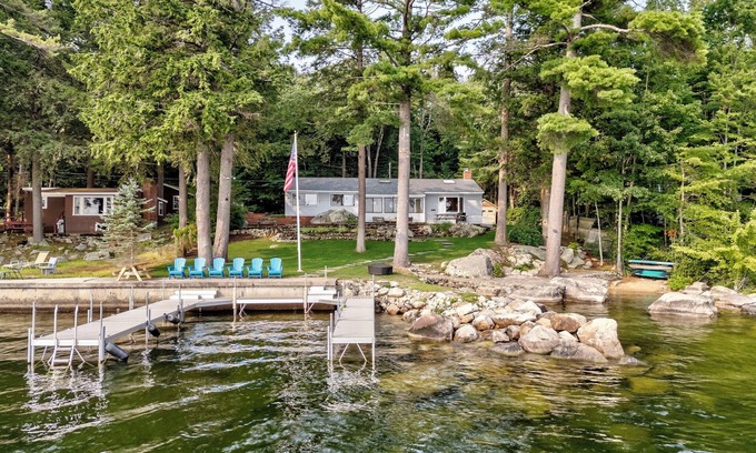 South Casco House | Sebago Lake Direct Waterfront 3bed 2bath with Sandy Beach, Mooring and Boat Dock