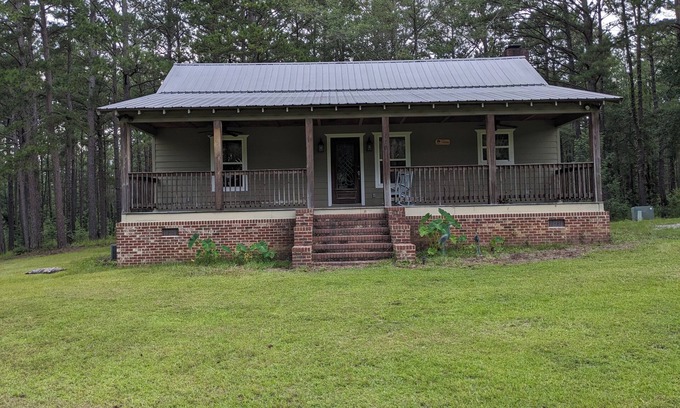 Troy Cabin | Secluded cabin just 2.5 miles from Troy University
