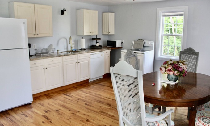 Dalbys House | Secluded Cape Charles Getaway