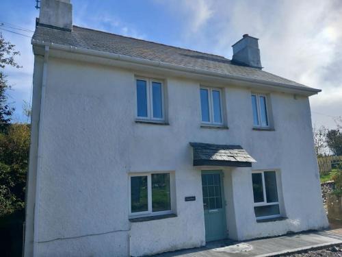 Liskeard House | Secluded Cornish farmhouse