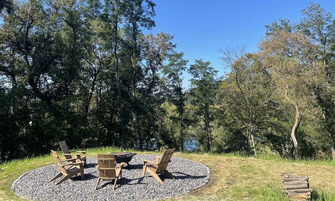 Viola Cottage | Secluded cottage on 2 acre beach with outdoor shower on 100 acres