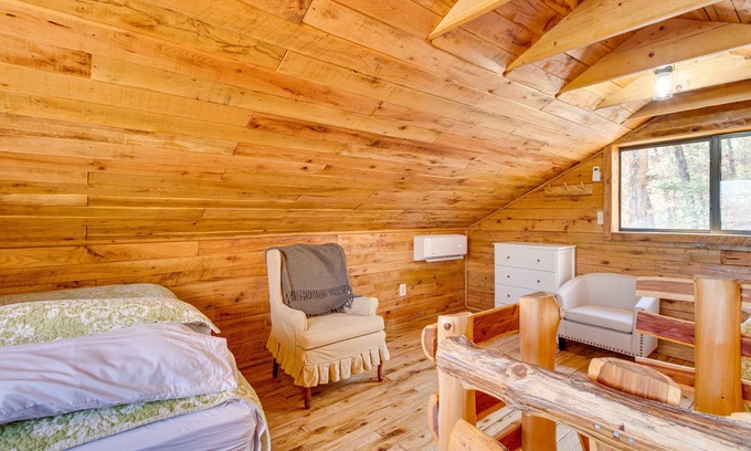 Cotter Cabin | Secluded Cotter Cabin, 1 Mi to White River Fishing