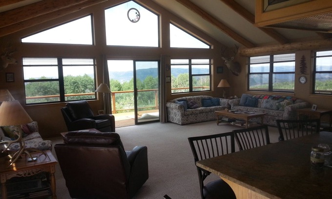 Montrose House | Secluded get away with stunning views