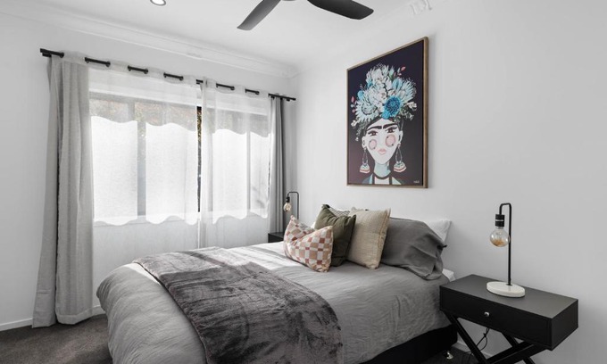 Springbrook Apartment | Secluded Luxury 2BR Rainforest Retreat Free Wi-Fi