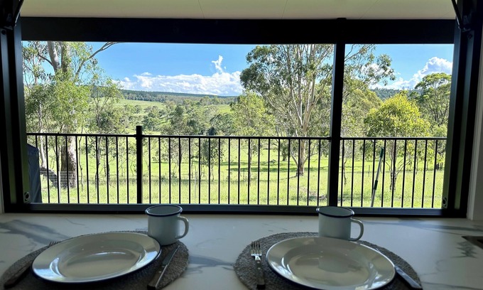 Gilla Cottage | Secluded Luxury Tiny HomenAdventure awaits, Dogs and Horses Welcome