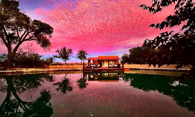 Solomon House | Secluded Oasis in the Desert