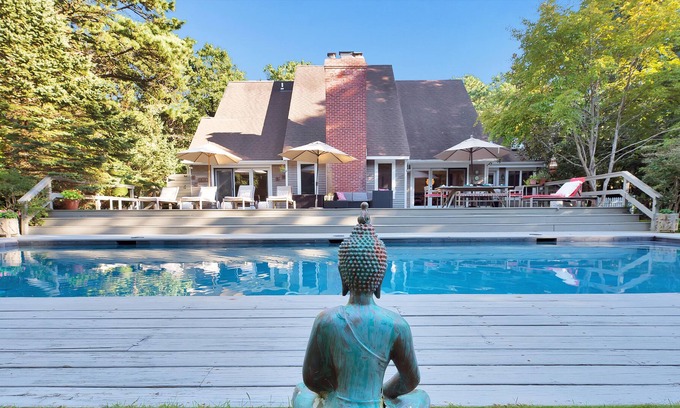 Sagaponack House | Secluded Oasis In The Heart of the Hamptons!!