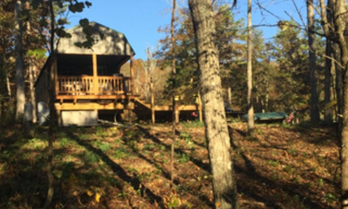 Eminence Cabin | Secluded Ozarks Tiny House cabin in Eminence, MO