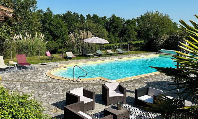 Monbazillac Other | Secluded Perigordine Farmhouse in Monbazillac, Near Bergerac. Large Heated Pool.