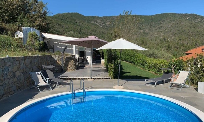 Beverino Villa | Secluded retreat overlooking the hills