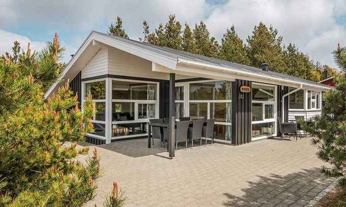 Henne House | Secluded Retreat by Lyngbo Heath - By Traum Ferienwohnungen