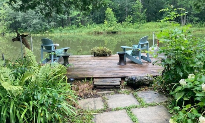 Ramara Cottage | Secluded Riverfront Cottage