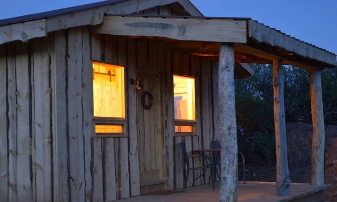 Cordes Lakes Cabin | Secluded Romantic Ranch Cabin at Grapevine Canyon