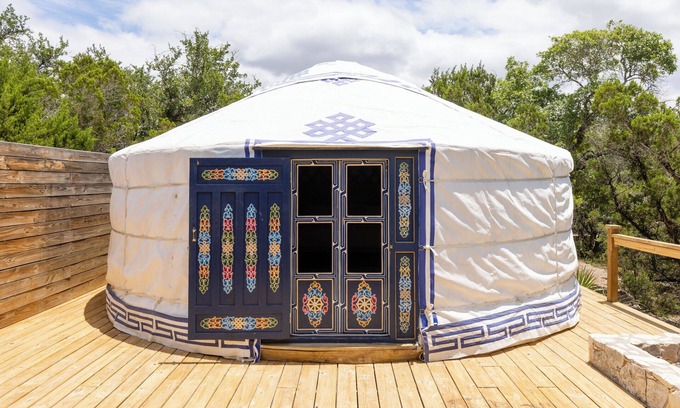 Wimberley Cabin | Secluded, Romantic Yurt w/Hot Tub at The Yurtopian - "Greta"