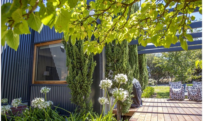 Port Elliot Cottage | Secluded Seaside Retreat - Premium Luxury Accommodation
