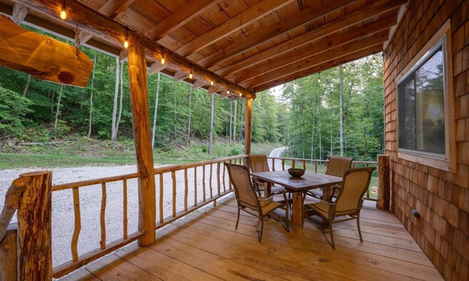 Irvine Cabin | Secluded & Tranquil Cabin ~ Near Red River Gorge