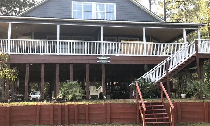 Freeport House | Secluded Waterfront with deep water dock, trailer parking, and public boat ramp