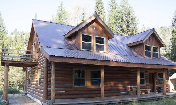 Libby House | Secluded Wilderness Getaway