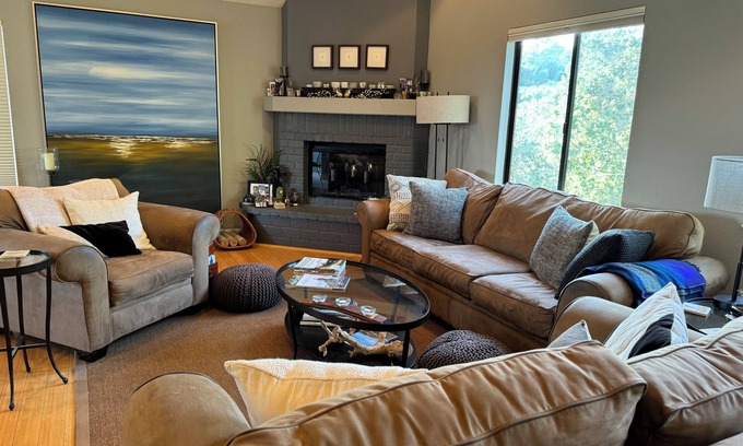 Fetters Hot Springs-Agua Caliente House | Secluded with Views: Wine Country Retreat.