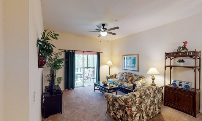 Bahama Bay Condo | Second floor condo with balcony, gym, basketball court, sauna - near theme parks