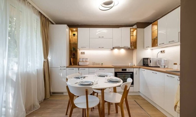 Varna Apartment | Second home Next to Sea Garden