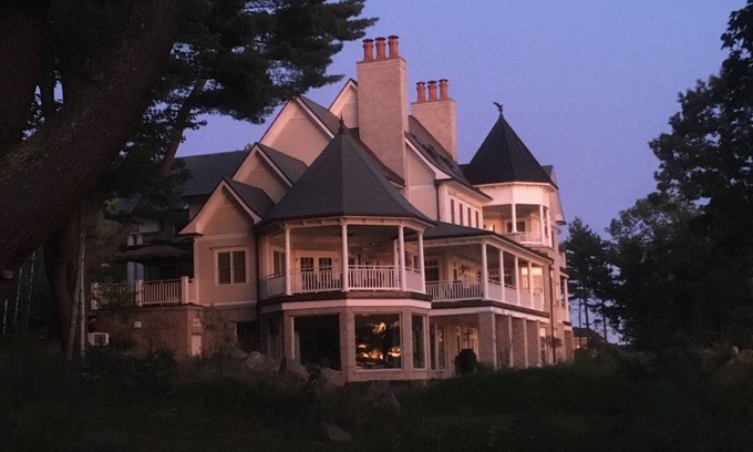 Dufferin Bed & Breakfast | Secret Guest Rm 3
