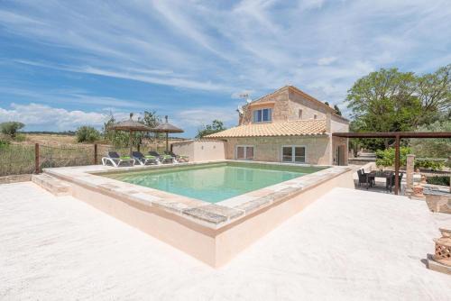 Montuiri Villa | Secretari
