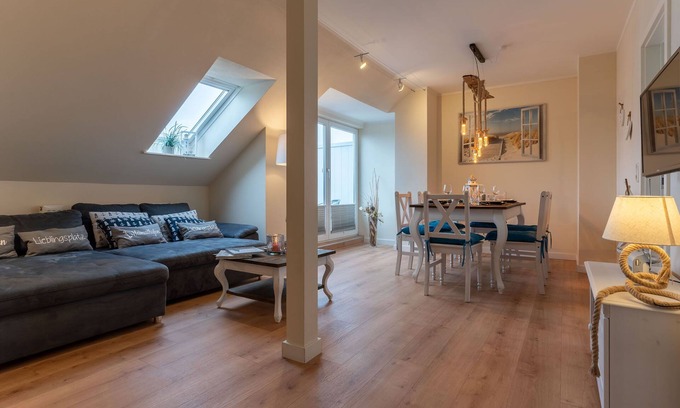 St. Peter-Ording Apartment | Seeblick 15 - Apartment house Deichbude am Strand - 1a location to the main beach