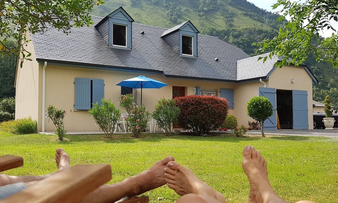 Gere-Belesten House | Seen on the mountain. Well located for our spa friends. skiers and hikers.