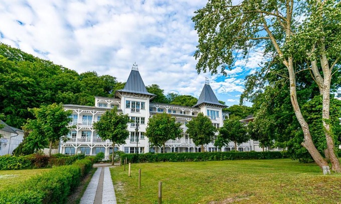 Binz Apartment | Seeschloss, App 14, direkt an der Strandpromenade, TOPLAGE