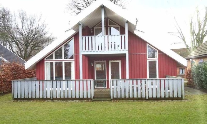 Mirow House | Seeschwalbe Classic 282 - Großzügiges Ferienhaus mit Eigener Sauna und Whirlpool