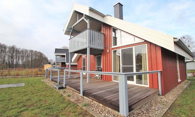 Mirow House | Seeschwalbe Classic 314 - Großzügiges Ferienhaus mit Eigener Sauna und Whirlpool