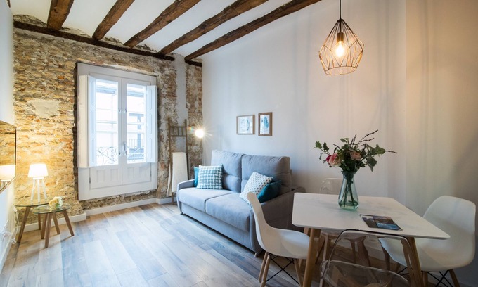 Zaragoza Old Town Apartment | SEGUNDO D - 2D - APARTAMENTOS ALMADA - Plaza del Pilar