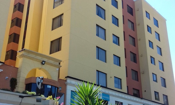 Las Tolas Apartment | SEGURO, ACOGEDOR Y CÁLIDO - SU HOGAR EN QUITO