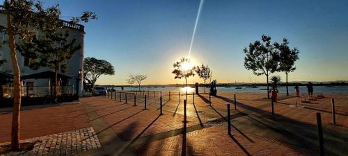 Seixal Apartment | Seixal Bay House!