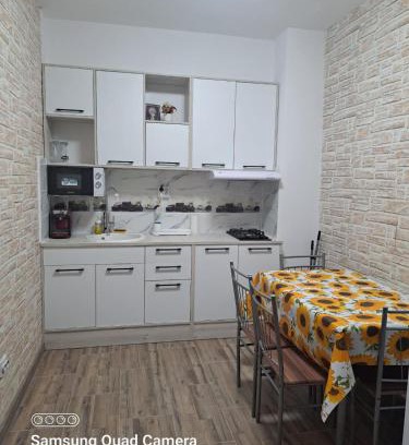 Saturn Apartment | Sejur la mare