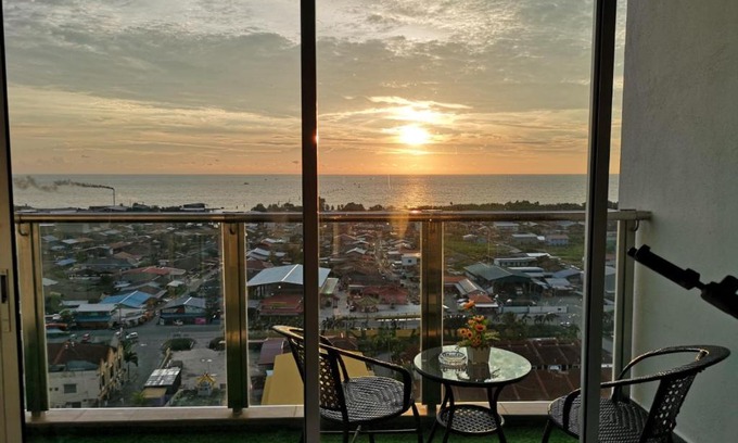 Sekinchan Apartment | Sekinchan SeaView Homestay 034 高楼看海阳台民宿