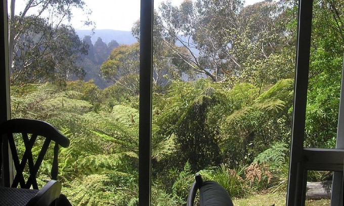 Katoomba House | Selah @ Katoomba - Basic 3 Bedroom with views of the Three Sisters