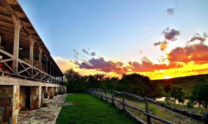 Voca Cabin | Selah Springs Ranch- Large Family Reunion Ranch on the San Saba River- Sleeps 60