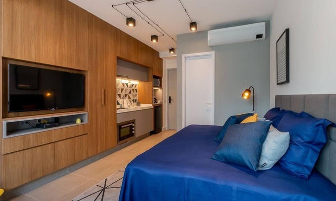 Pinheiros Apartment | Select Pinheiros New Apt w/Parking Near Oscar Freire