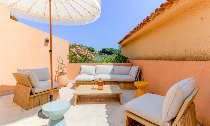 Le Lavandou Apartment | SELECT'soHOME - Duplex avec rooftop à Saint-Clair au Lavandou à quelques pas de la plage - PARCFO16